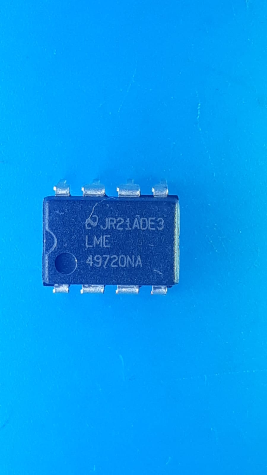 LME49720NA, a Integrated Circuit