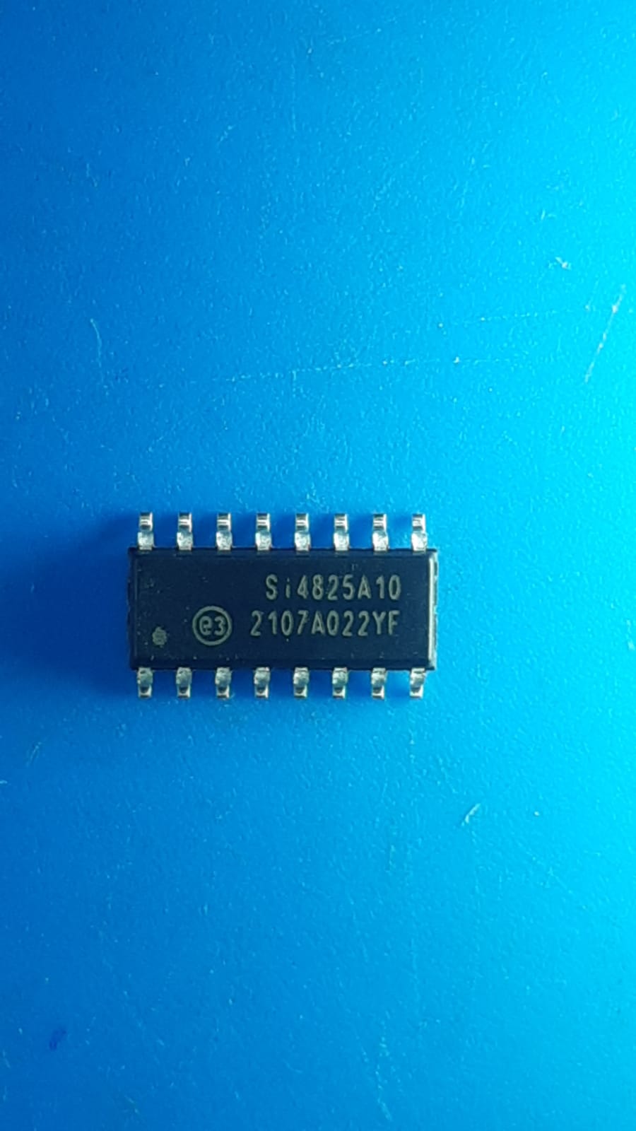 SI4825A10 in Integrated Circuit