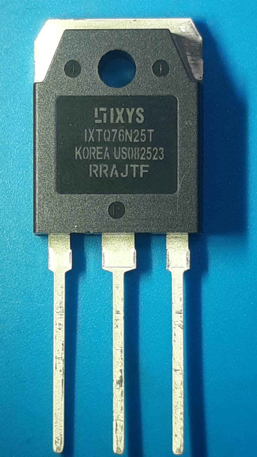 IXTQ76N25T, a Transistor