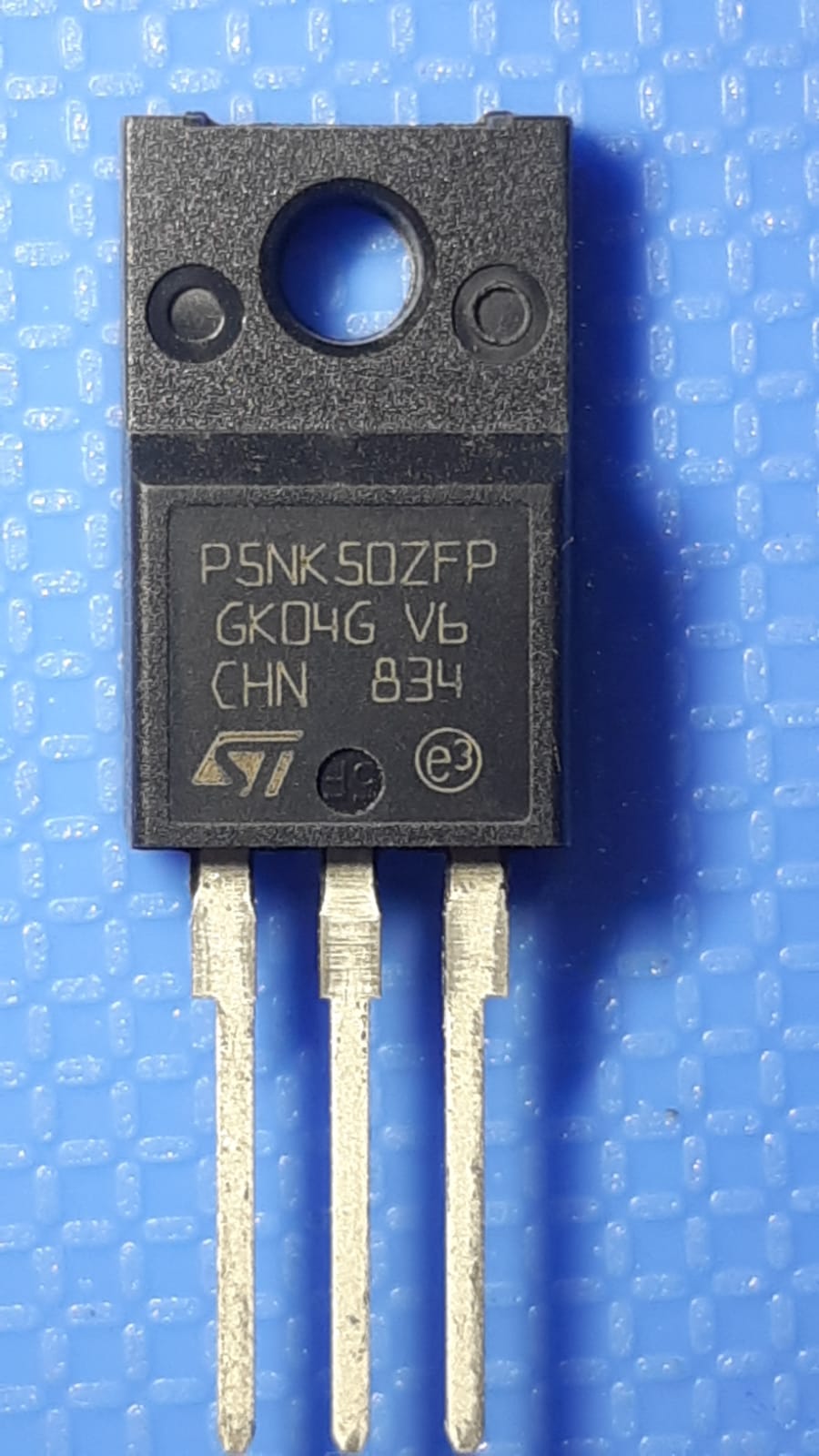 P5NK50ZFP, a Transistor